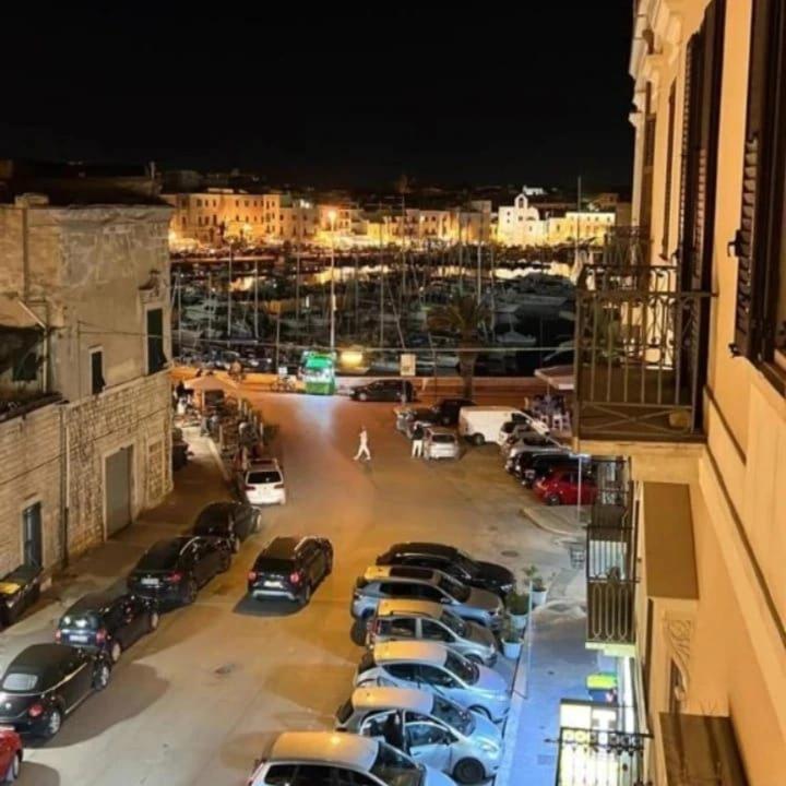 Seaport #Apartment Trani Exterior foto